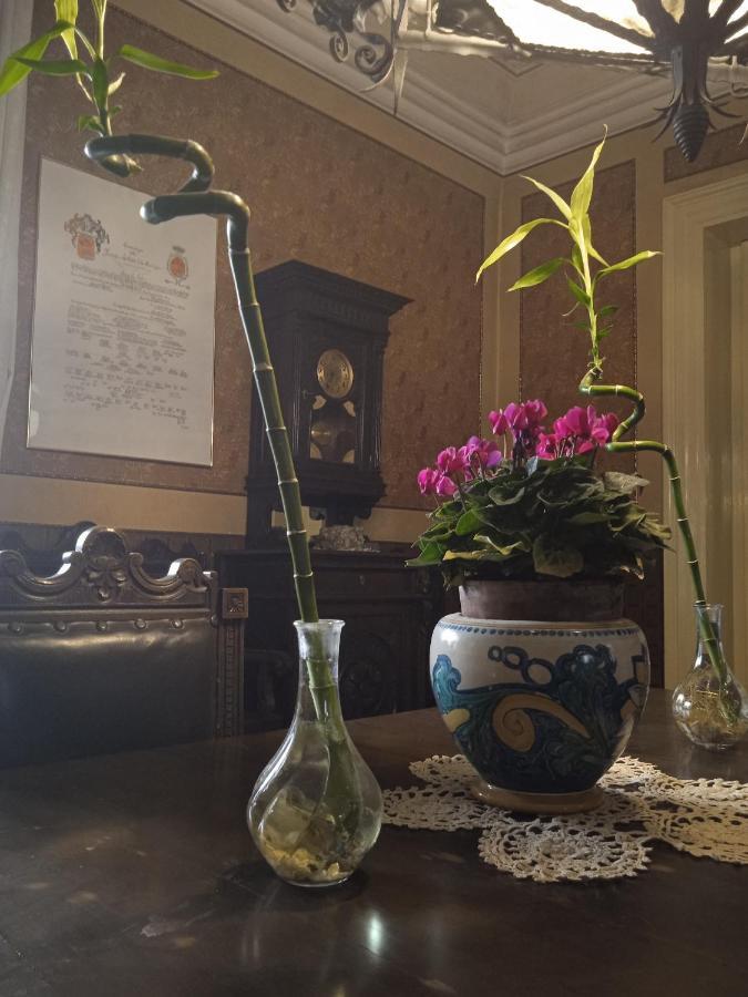 Bed And Books Isabella Bed & Breakfast Catania Ngoại thất bức ảnh