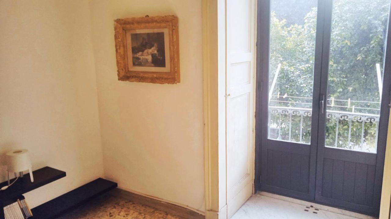 Bed And Books Isabella Bed & Breakfast Catania Ngoại thất bức ảnh